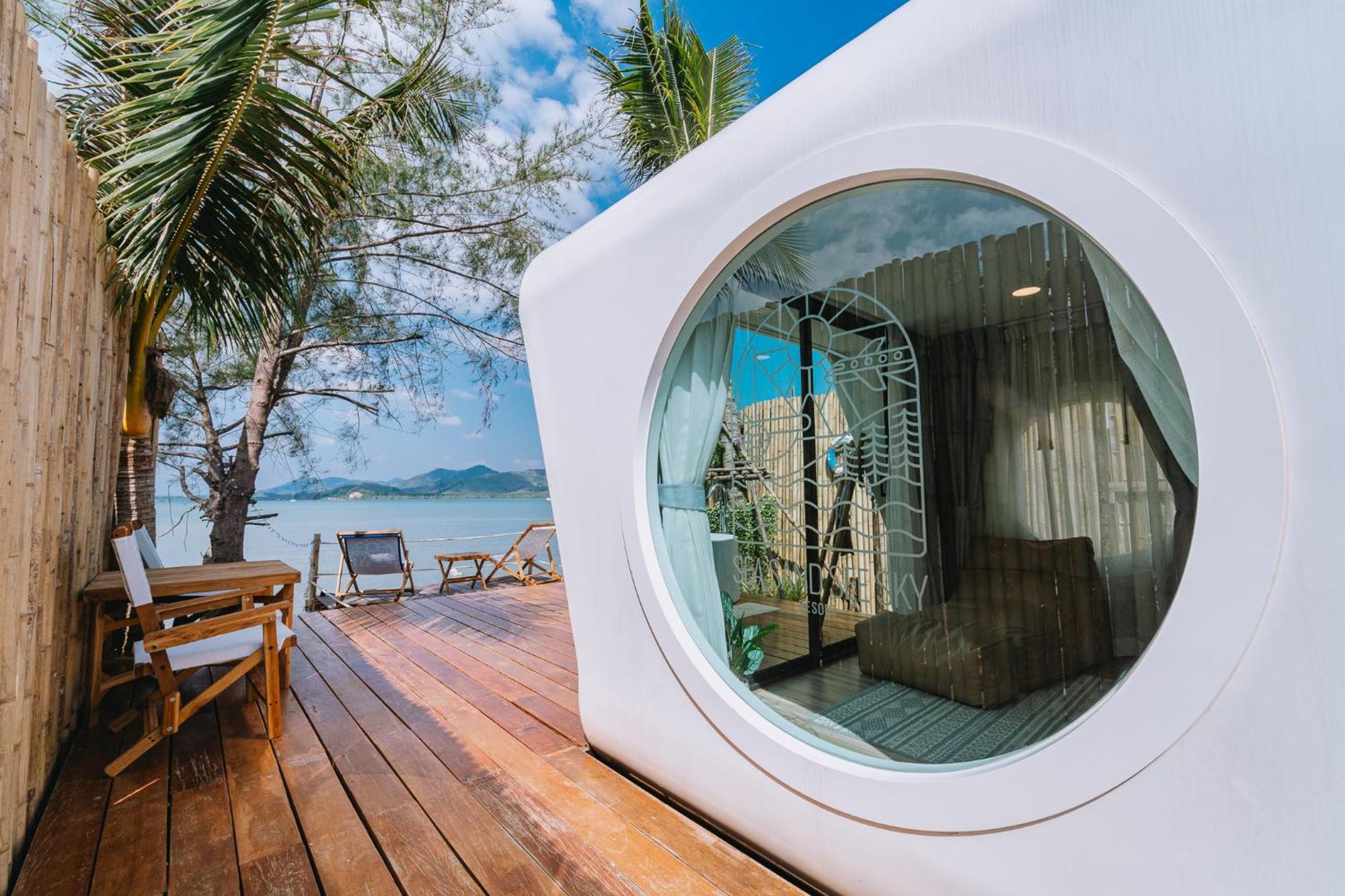 Sea Sand See Sky Beach Front Resort Phuket Dış mekan fotoğraf